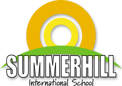 SUMMERHILL International SchoolLのロゴ